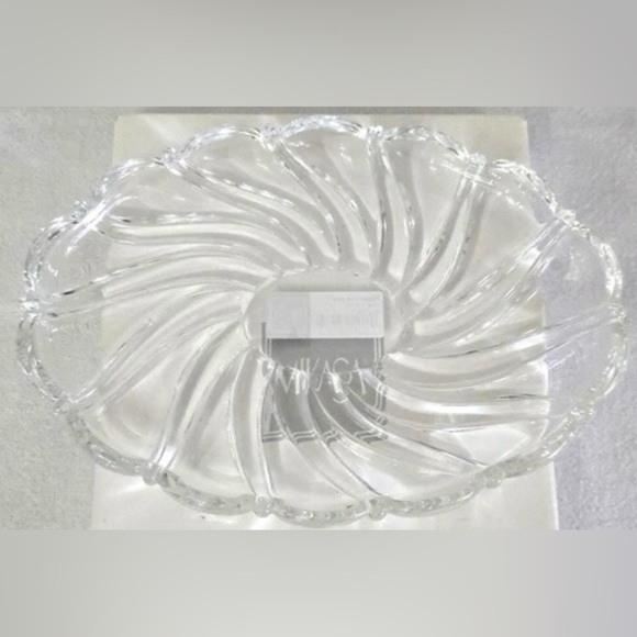 Mikasa Small Peppermint Clear Platter, Sweet Dish Scalloped Edges NWOT - Picture 14 of 14